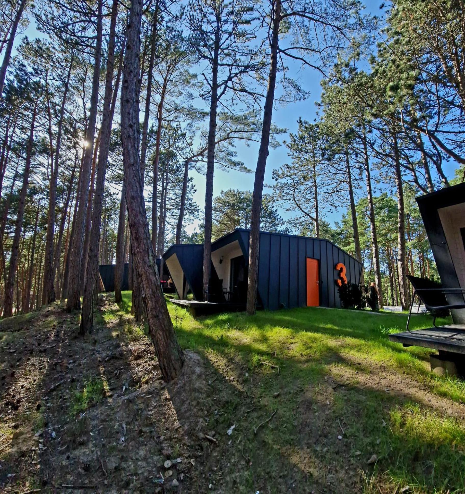 Fly House Leba Villa Eksteriør bilde
