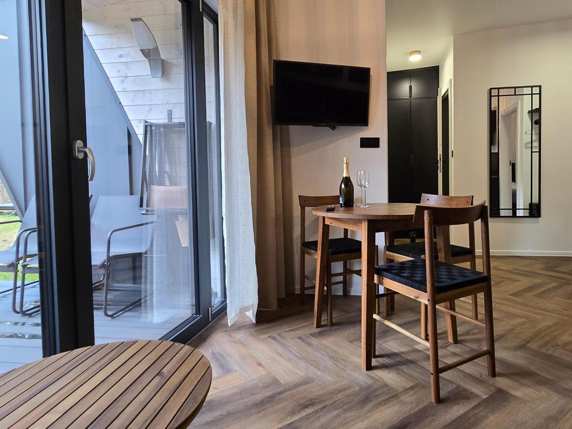 Fly House Leba Villa Rom bilde